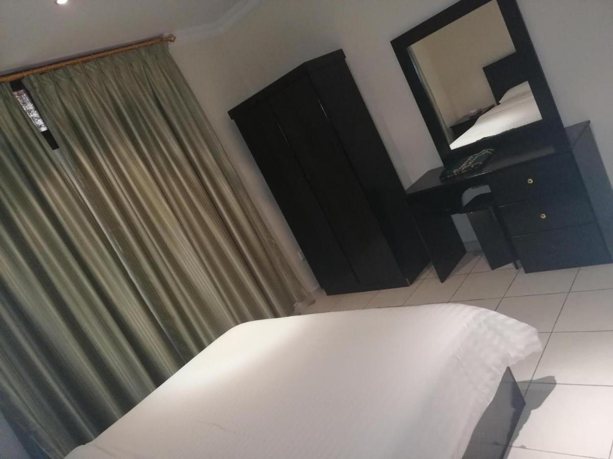 Al Aziziyah Hotel And Suites Khamis Mushait Exterior photo